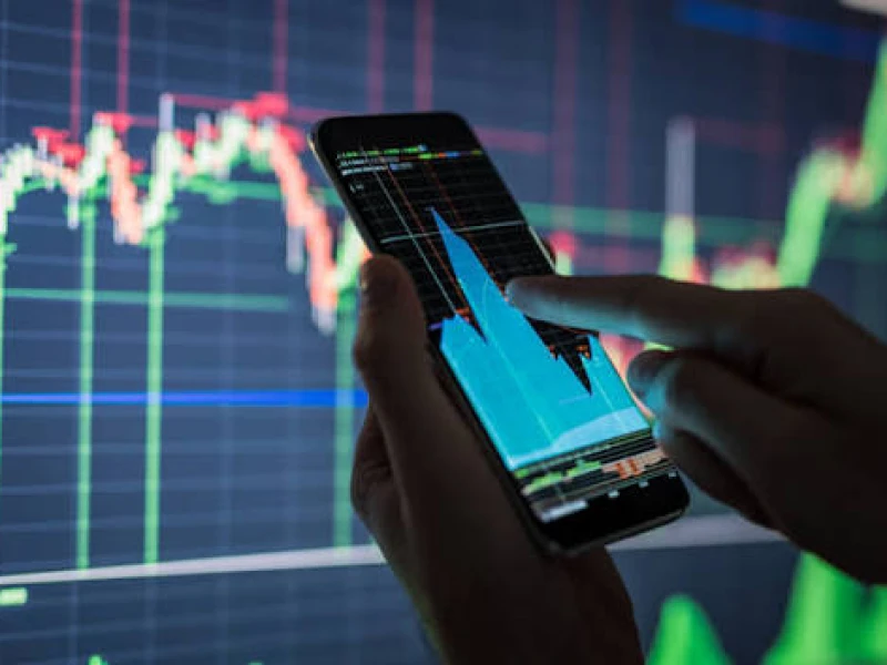 Mixed trading at stock markets amid index fluctuations